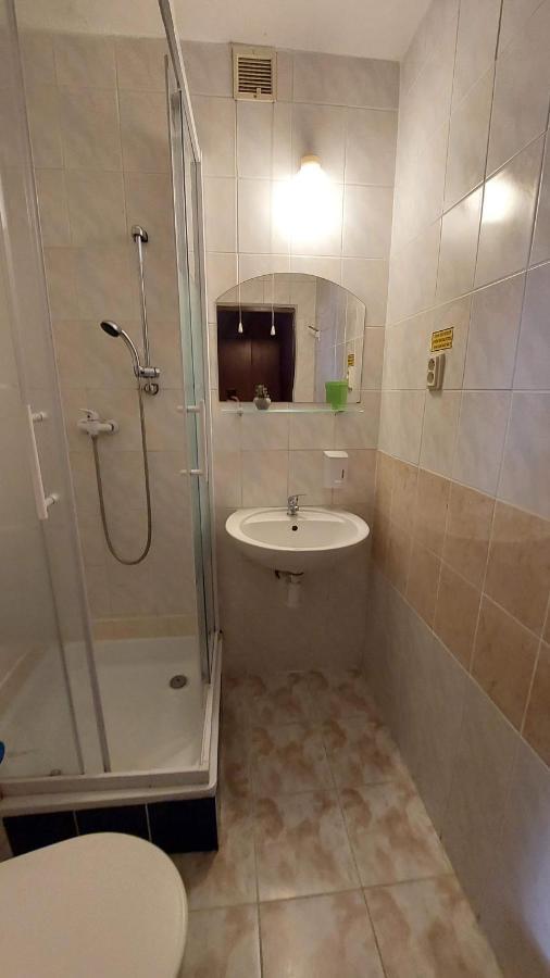 Penzion Saris Presov Ngoại thất bức ảnh