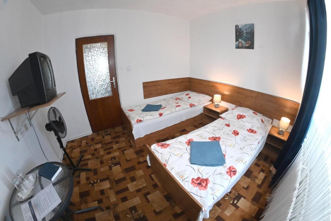 Penzion Saris Presov Ngoại thất bức ảnh