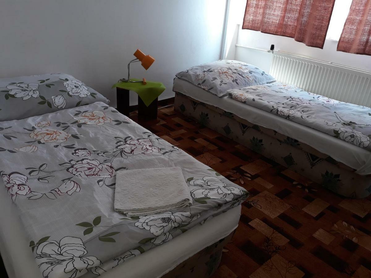 Penzion Saris Presov Ngoại thất bức ảnh