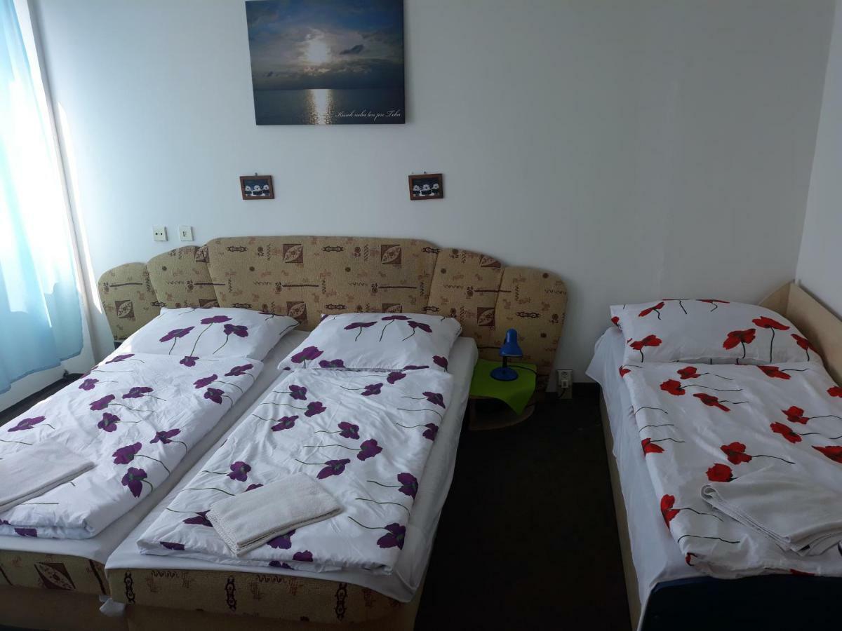 Penzion Saris Presov Ngoại thất bức ảnh